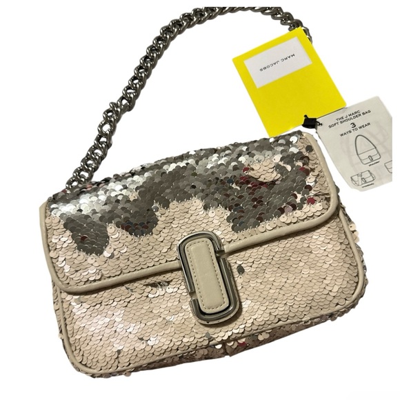 Marc Jacobs
Sequin Shoulder Bag - Picture 8 of 13